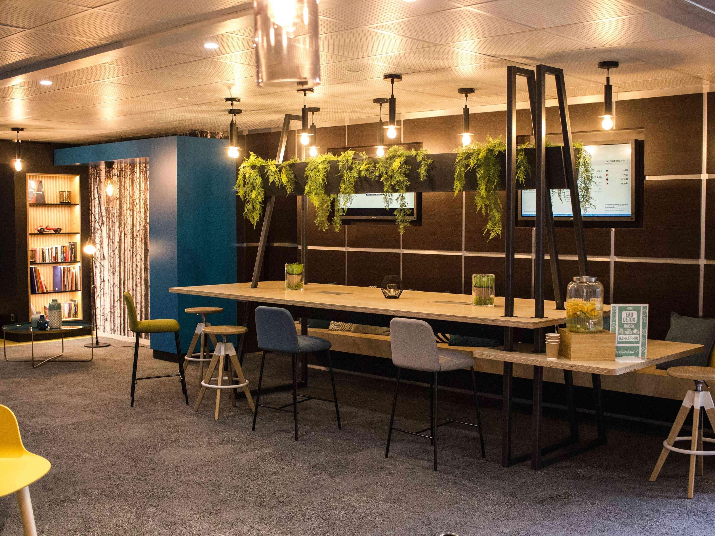 Novotel Льо Ман Екстериор снимка